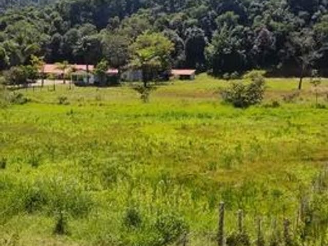 Chácara com 66000m², à venda, no bairro Cataguá em Taubaté