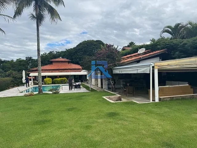 Chácara com 2108m² 3 quartos e 2 banheiros, à venda, no bairro Capela do Barreiro em Itatiba
