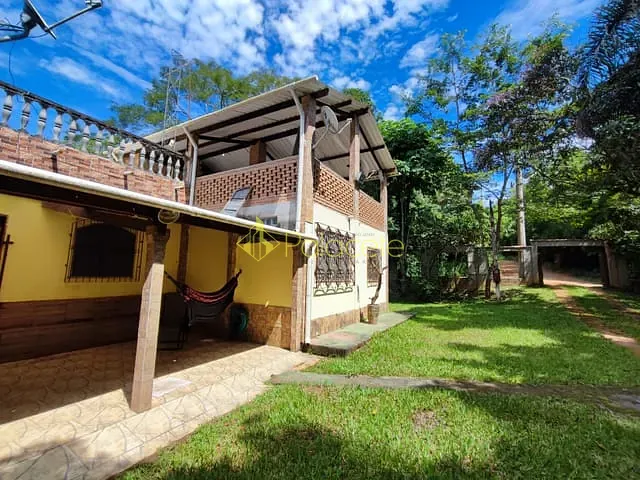 Chácara com 1200m² 2 quartos e 1 banheiro, à venda, no bairro Ribeirão Grande em Pindamonhangaba
