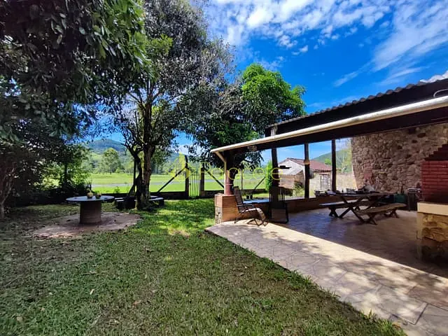 Chácara com 1200m² 2 quartos e 1 banheiro, à venda, no bairro Ribeirão Grande em Pindamonhangaba