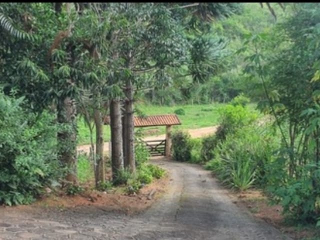 Chácara com 96800m² 3 quartos e 3 banheiros, à venda, no bairro Zona Rural em São Luiz Do Paraitinga