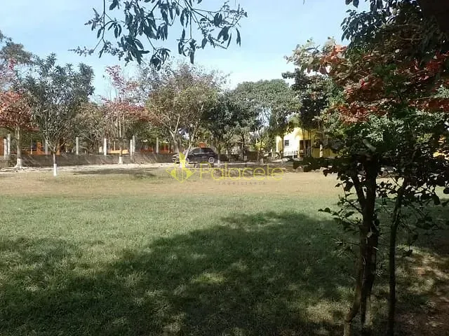 Chácara com 2080m², à venda, no bairro Goiabal em Pindamonhangaba