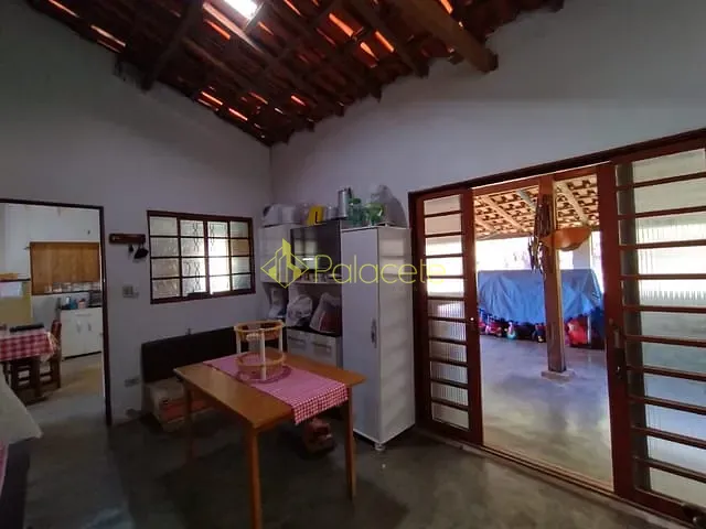 Chácara com 32900m² 3 quartos e 5 banheiros, à venda, no bairro Barreiro em Taubaté