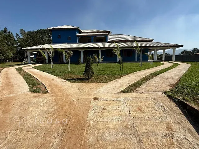 Chácara com 5025m² 3 quartos e 4 banheiros, à venda, no bairro Sítios de Recreio Mantiqueira em Caçapava