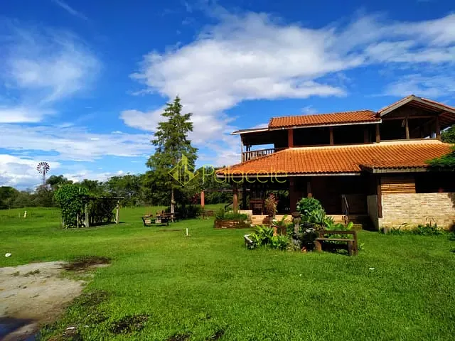 Chácara com 15000m², à venda, no bairro Mandú em Pindamonhangaba