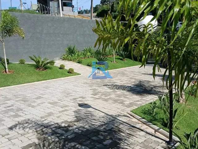 Chácara com 1500m², à venda, no bairro Jardim Leonor em Itatiba