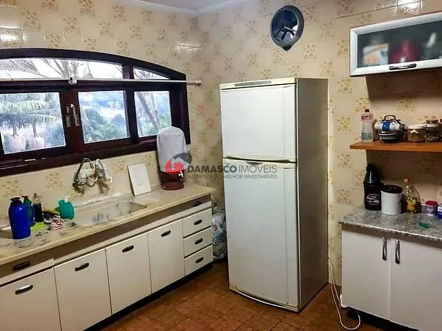 Chácara com 4000m² 3 quartos e 4 banheiros, à venda, no bairro Guaturinho em Cajamar