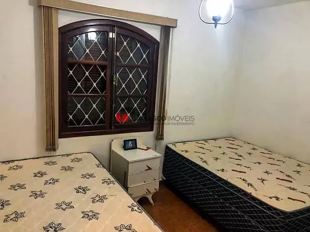 Chácara com 4000m² 3 quartos e 4 banheiros, à venda, no bairro Guaturinho em Cajamar
