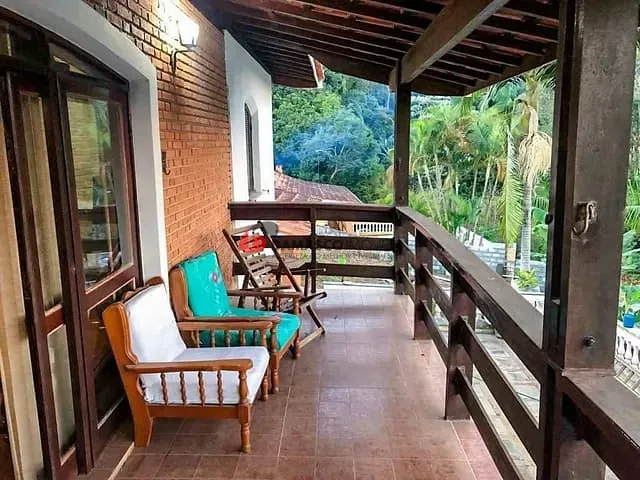 Chácara com 4000m² 3 quartos e 4 banheiros, à venda, no bairro Guaturinho em Cajamar