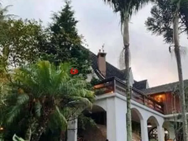 Chácara 4 quartos e 4 banheiros, à venda, no bairro Portão em Atibaia