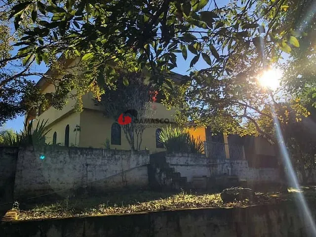 Chácara com 3000m² 2 quartos e 1 banheiro, à venda, no bairro Parque Santa Tereza em Santa Isabel
