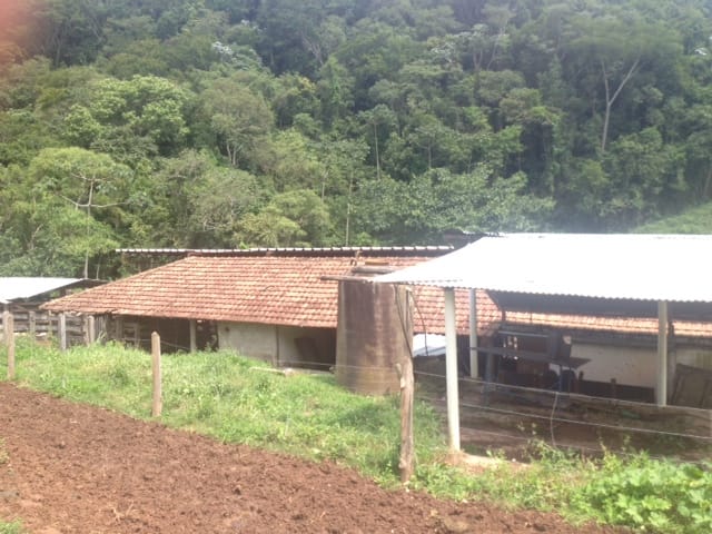 Chácara com 4873880m² 3 quartos e 2 banheiros, à venda, no bairro Registro em Taubaté