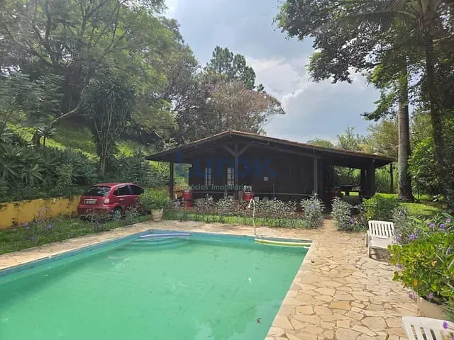 Chácara com 4040m² 3 quartos e 4 banheiros, à venda, no bairro Vale Verde em Valinhos