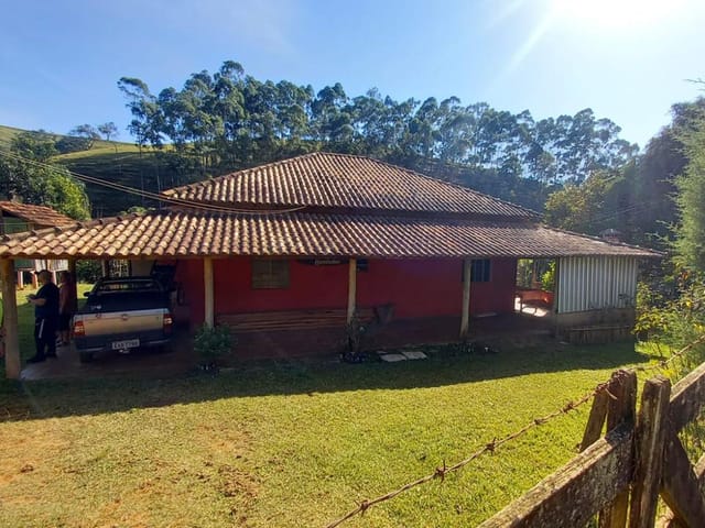 Chácara com 181500m² 3 quartos e 2 banheiros, à venda, no bairro Centro em Cunha