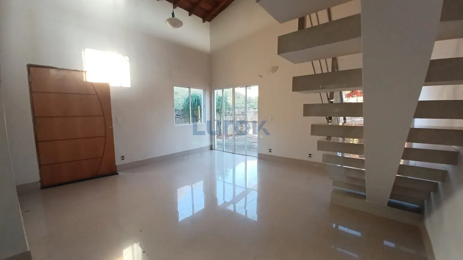 Chácara, 3 quartos, 980 m² - Foto 3