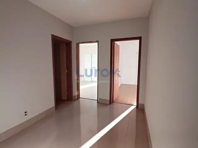 Chácara com 980m² 3 quartos e 3 banheiros, para alugar, no bairro Vale Verde em Valinhos