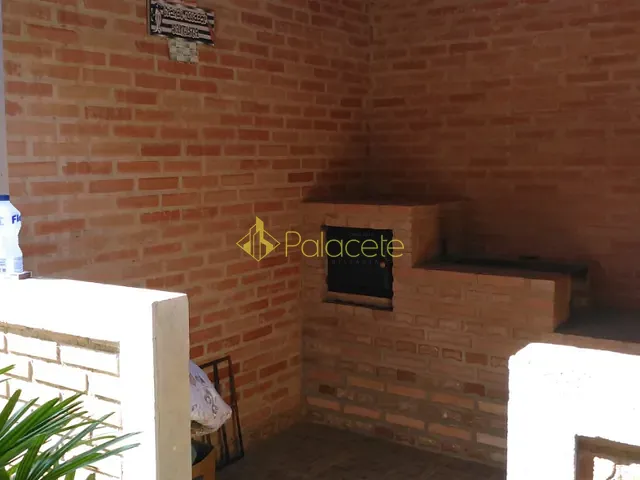 Chácara com 30000m², à venda, no bairro . em Cunha
