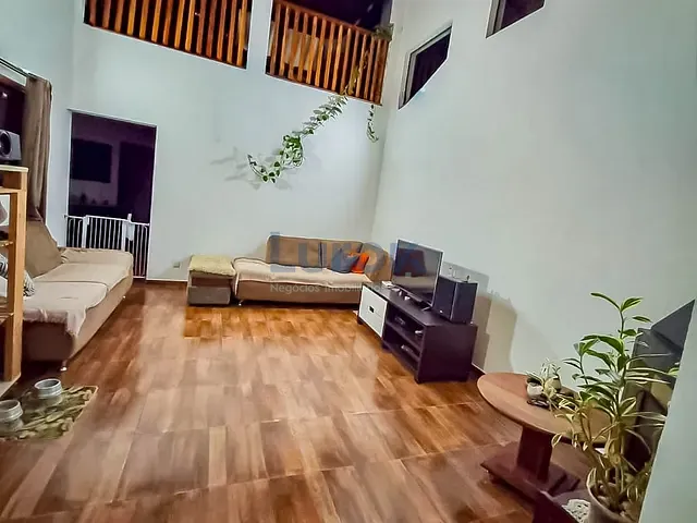 Chácara com 1600m² 3 quartos e 3 banheiros, à venda, no bairro Vale Verde em Valinhos
