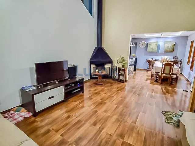 Chácara com 1600m² 3 quartos e 3 banheiros, à venda, no bairro Vale Verde em Valinhos