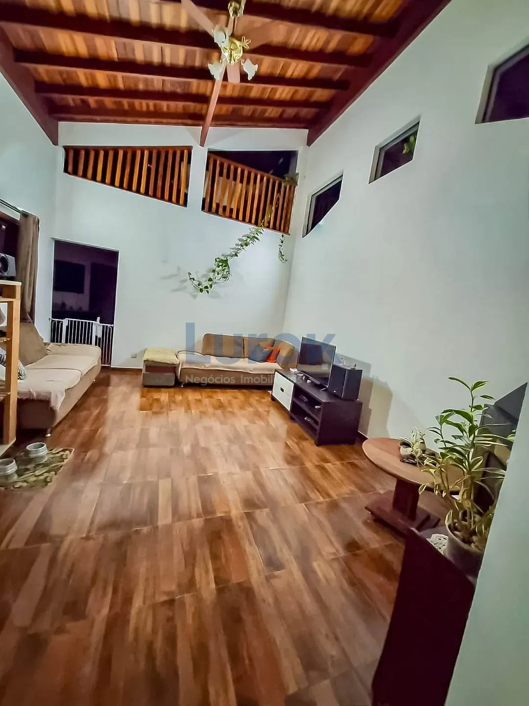 Chácara, 3 quartos, 1600 m² - Foto 3