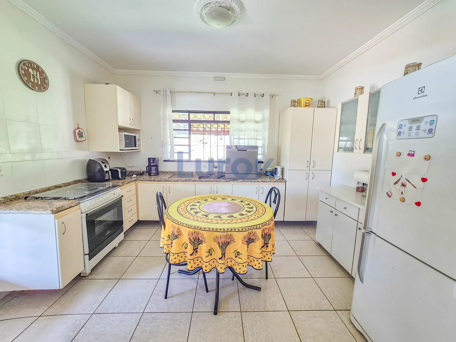 Chácara, 3 quartos, 1080 m² - Foto 7