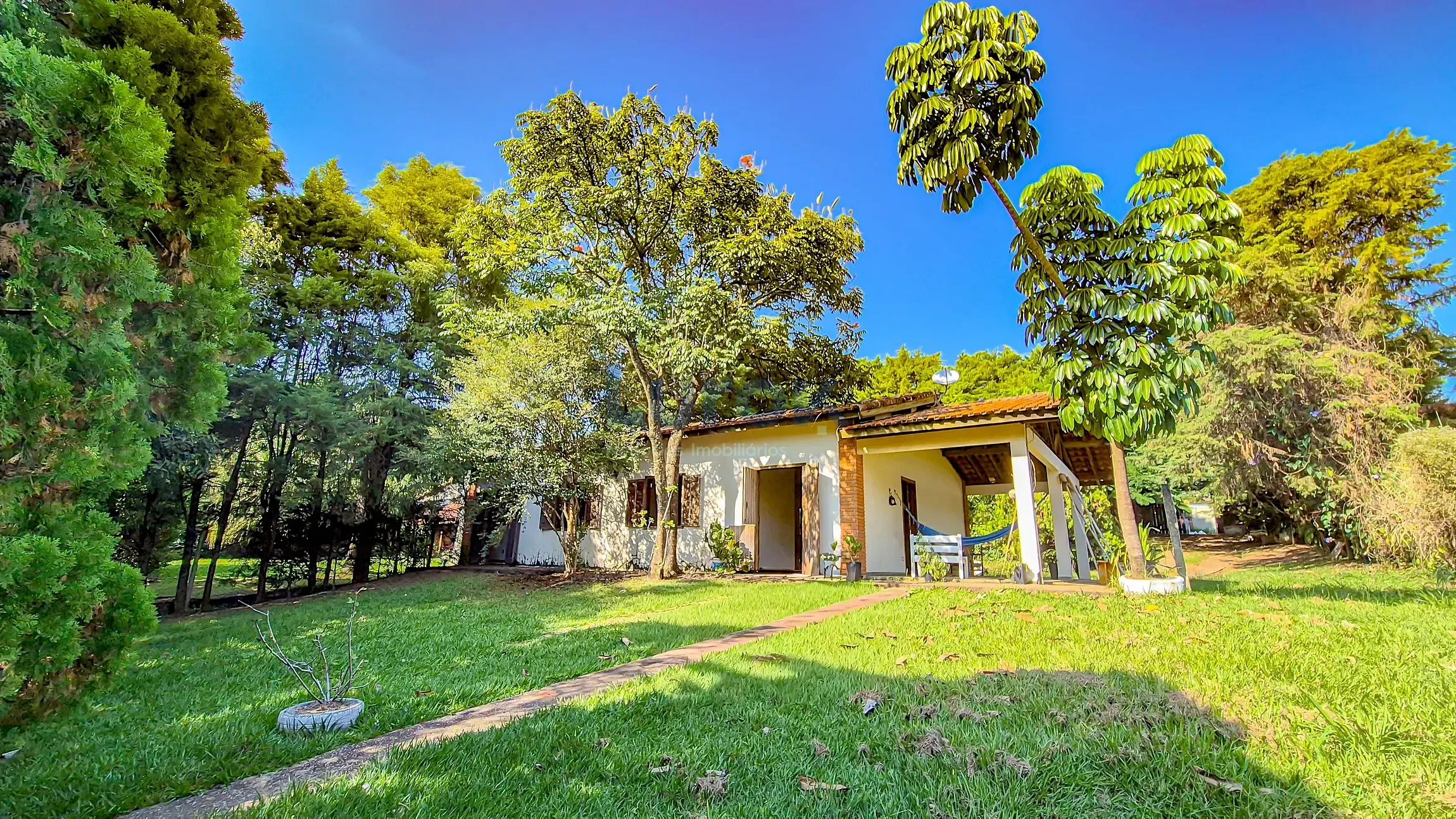 Chácara, 3 quartos, 2000 m² - Foto 1