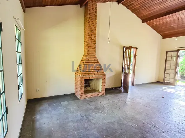 Chácara com 2000m² 3 quartos e 2 banheiros, à venda, no bairro Chácaras São Bento em Valinhos