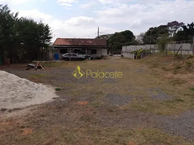 Chácara com 1800m² 3 quartos e 1 banheiro, à venda, no bairro Parque Lago Azul em Pindamonhangaba