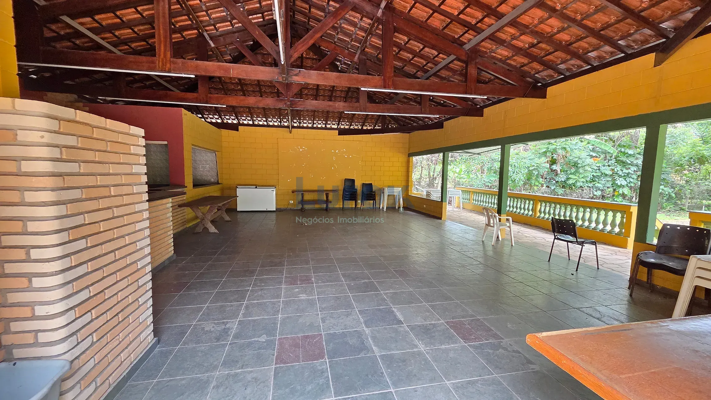 Chácara, 2 quartos, 2053 m² - Foto 5
