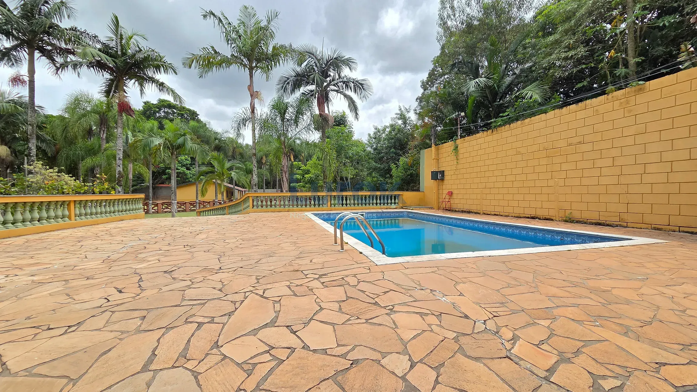Chácara, 2 quartos, 2053 m² - Foto 10