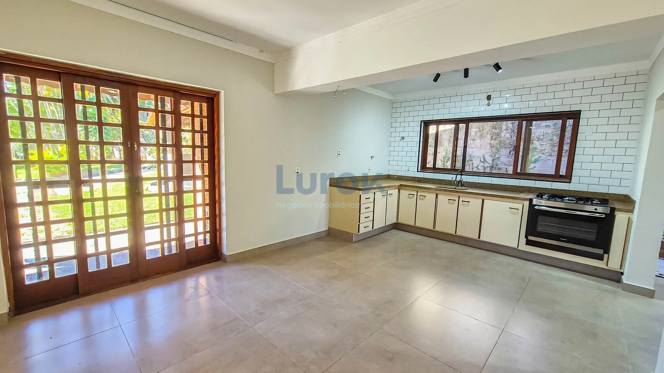 Chácara, 3 quartos, 2000 m² - Foto 2