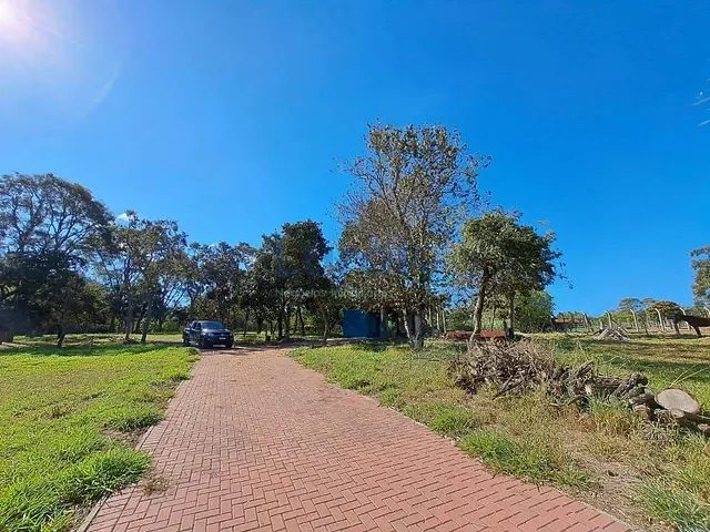 Chácara com 5m² 1 quarto e 1 banheiro, à venda, no bairro Ubá em Itirapina
