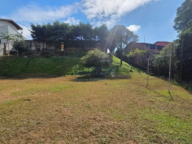 Chácara com 353m² 2 quartos e 2 banheiros, à venda, no bairro Vale Verde em Valinhos
