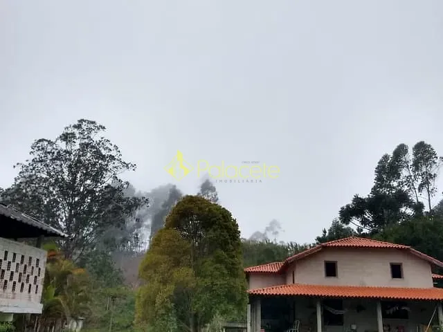 Chácara com 24000m² 5 quartos e 3 banheiros, à venda, no bairro Zona Rural em São Luiz Do Paraitinga