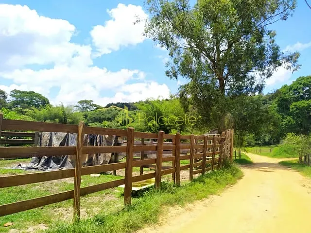 Chácara com 411400m² 2 quartos e 1 banheiro, à venda, no bairro Zona Rural em Cunha