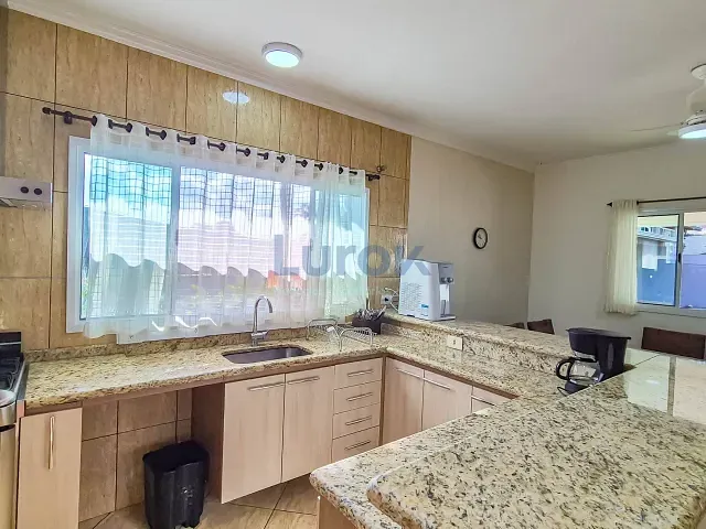 Chácara com 2000m² 4 quartos e 4 banheiros, à venda, no bairro Chácaras São Bento em Valinhos