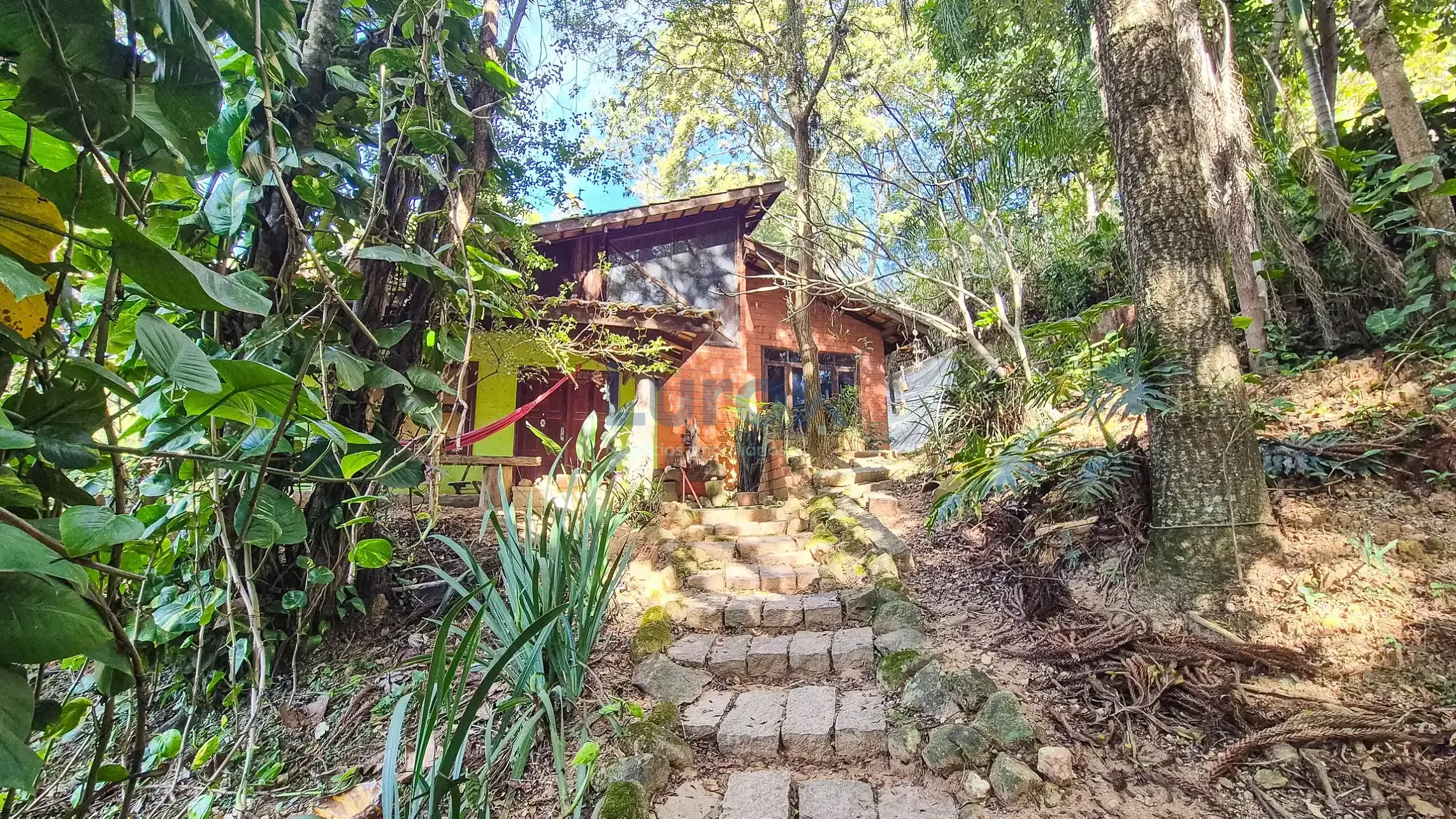 Chácara, 2 quartos, 2250 m² - Foto 1