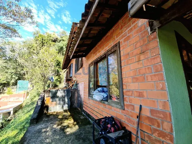 Chácara com 2250m² 3 quartos e 2 banheiros, à venda, no bairro Vale Verde em Valinhos