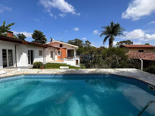 Chácara com 880m² 2 quartos e 5 banheiros, à venda, no bairro Vale Verde em Valinhos