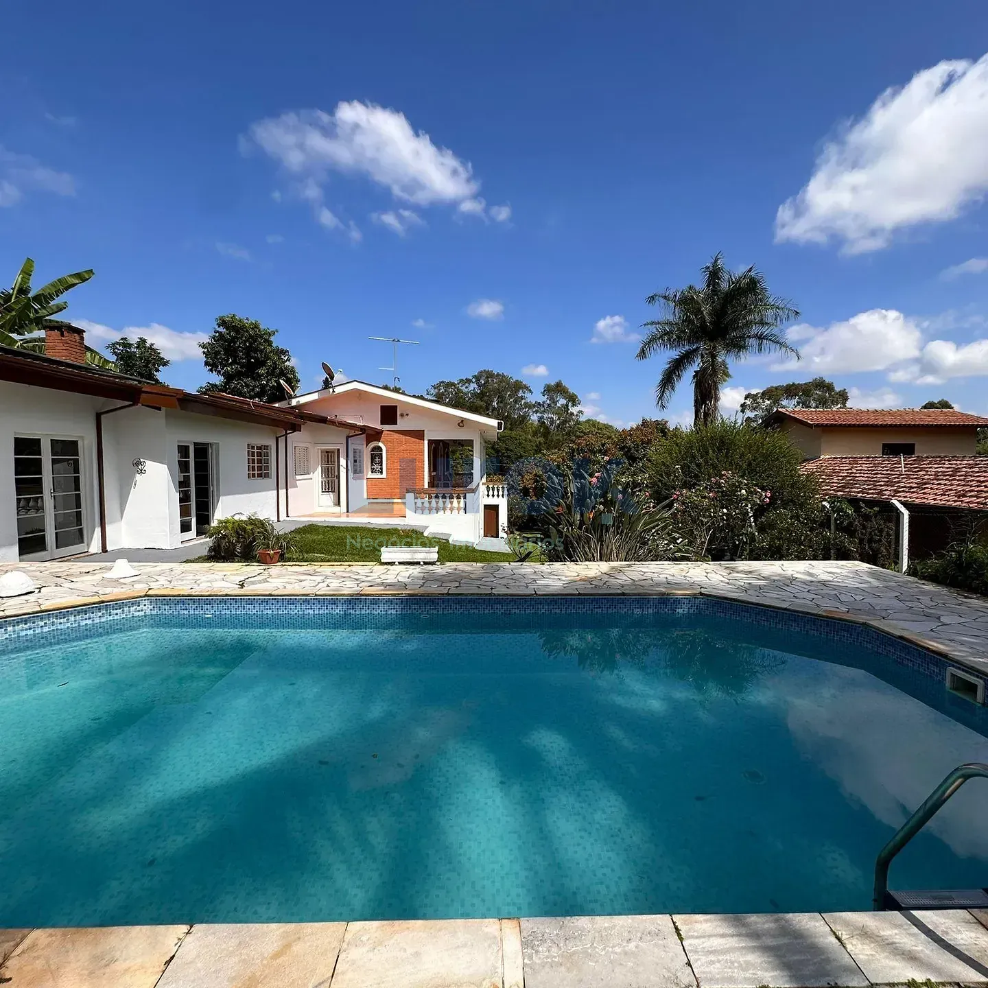 Chácara, 2 quartos, 880 m² - Foto 1
