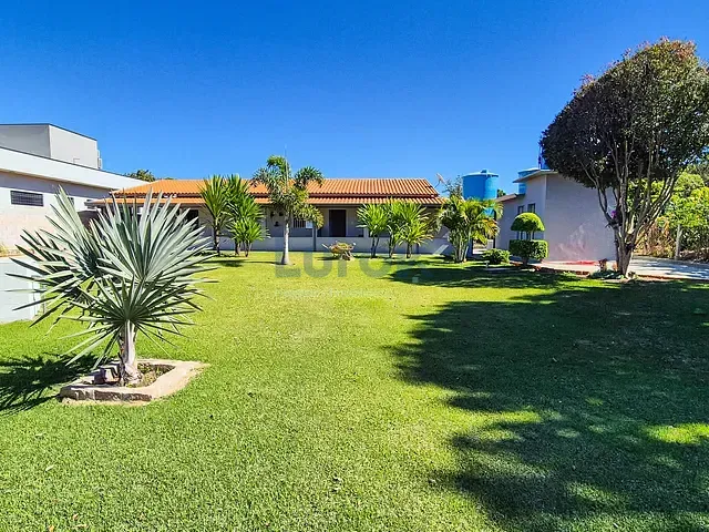 Chácara com 5000m² 3 quartos e 3 banheiros, à venda, no bairro Chácaras Alpina em Valinhos