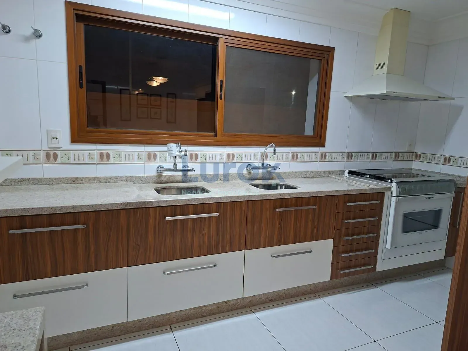 Chácara, 3 quartos, 1120 m² - Foto 9