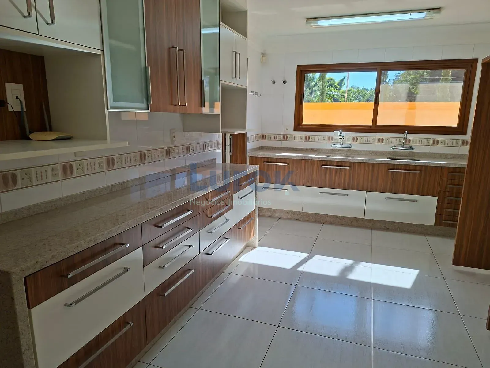 Chácara, 3 quartos, 1120 m² - Foto 11