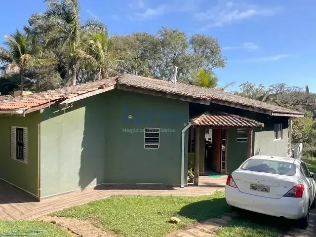 Chácara com 1480m² 4 quartos e 4 banheiros, à venda, no bairro Vale Verde em Valinhos