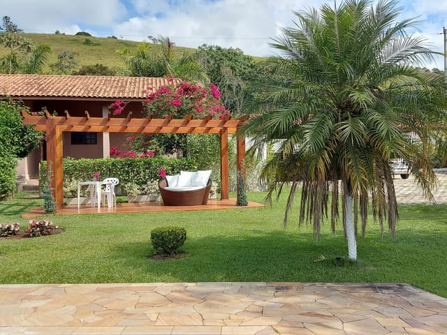 Chácara com 7700m² 4 quartos e 4 banheiros, à venda, no bairro Ribeirão Grande em Pindamonhangaba