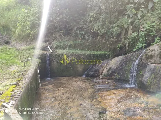 Chácara com 36245m², à venda, no bairro Vila dos Marins em Piquete