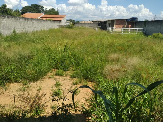 Chácara com 1000m² 1 quarto e 1 banheiro, à venda, no bairro Ribeirão Grande em Pindamonhangaba