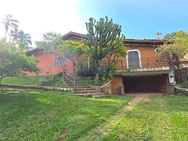 Chácara com 1130m² 2 quartos e 4 banheiros, à venda, no bairro Estância Recreativa San Fernando em Valinhos