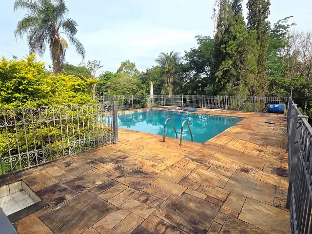 Chácara com 1130m² 2 quartos e 4 banheiros, à venda, no bairro Estância Recreativa San Fernando em Valinhos