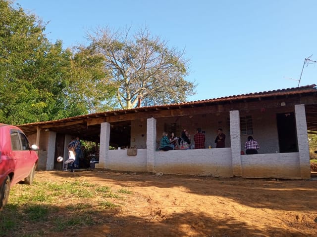 Chácara com 2000m² 2 quartos e 2 banheiros, à venda, no bairro Goiabal em Pindamonhangaba